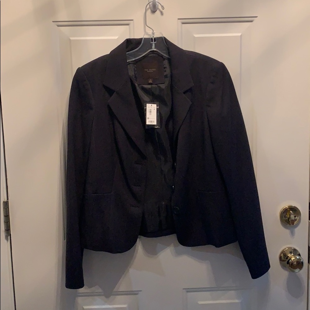 Dark Charcoal Limited Suit jacket, size 4, NWT